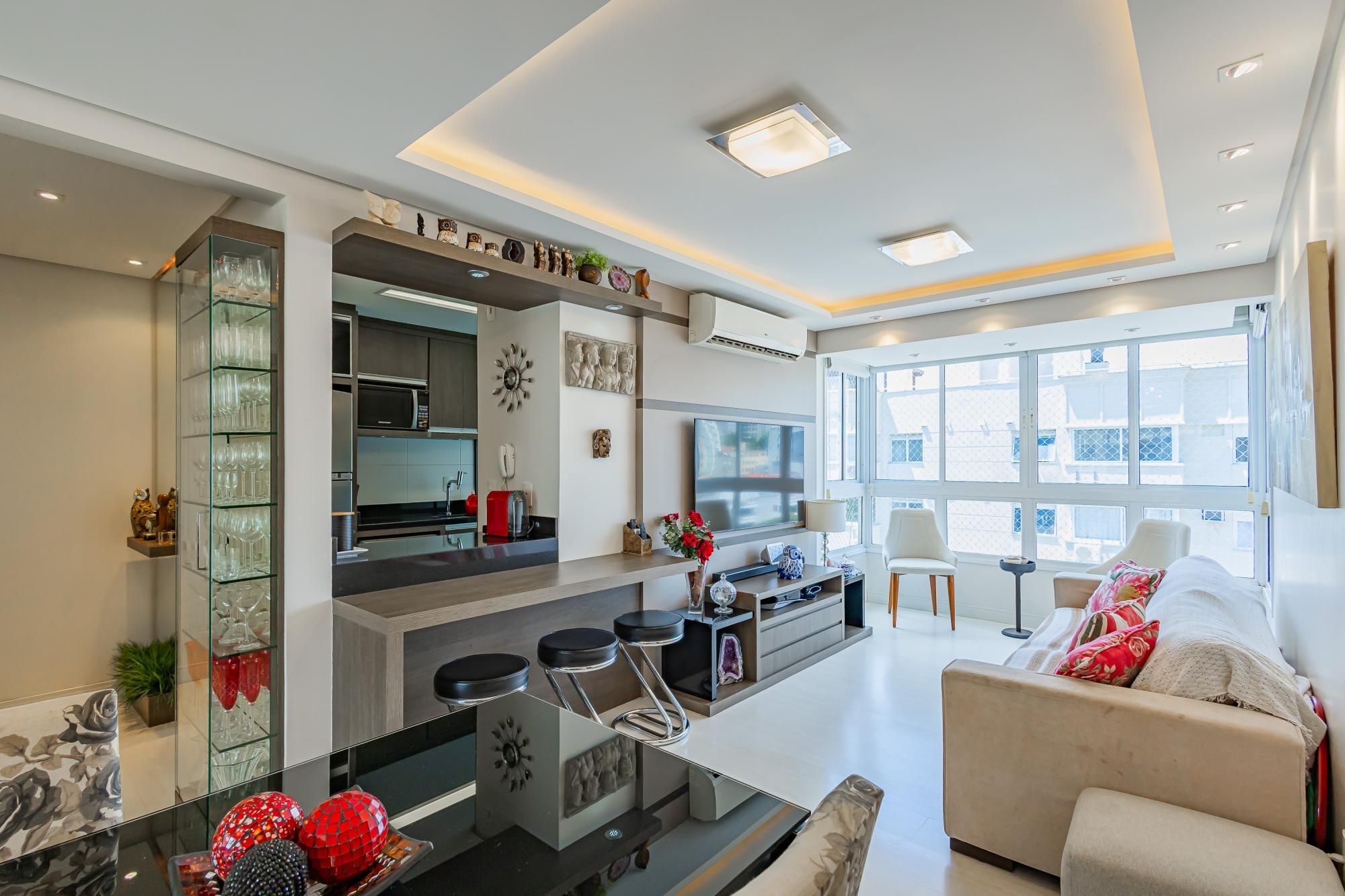 Apartamento Higienópolis de 2 Dormitórios com Suíte e Duas Vagas