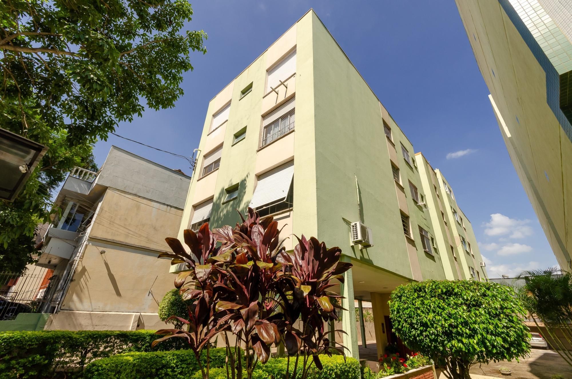 Apartamento à venda com 2 quartos, 64m² - Foto 1