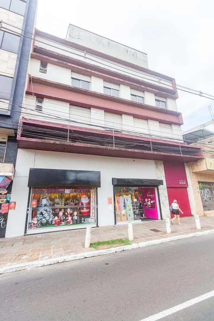 Prédio Comercial, 8 dormitórios no bairro Petrópolis em Porto Alegre para Comprar
