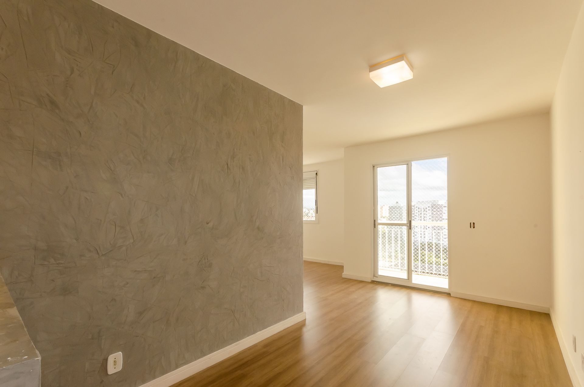 Apartamento à venda com 3 quartos, 61m² - Foto 1