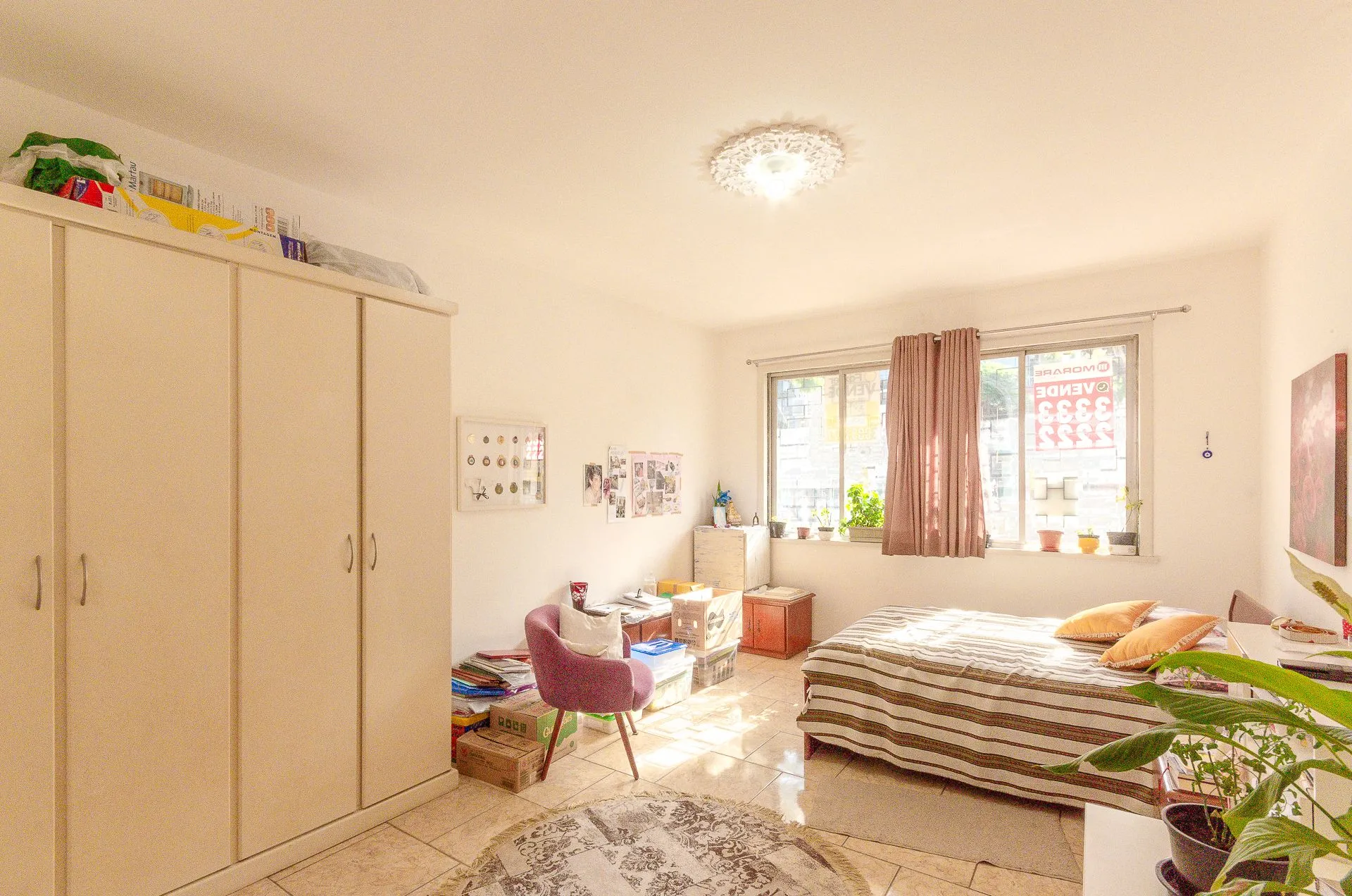 Apartamento de 1 Dormitório com Dependência de Empregada no bairro Petrópolis