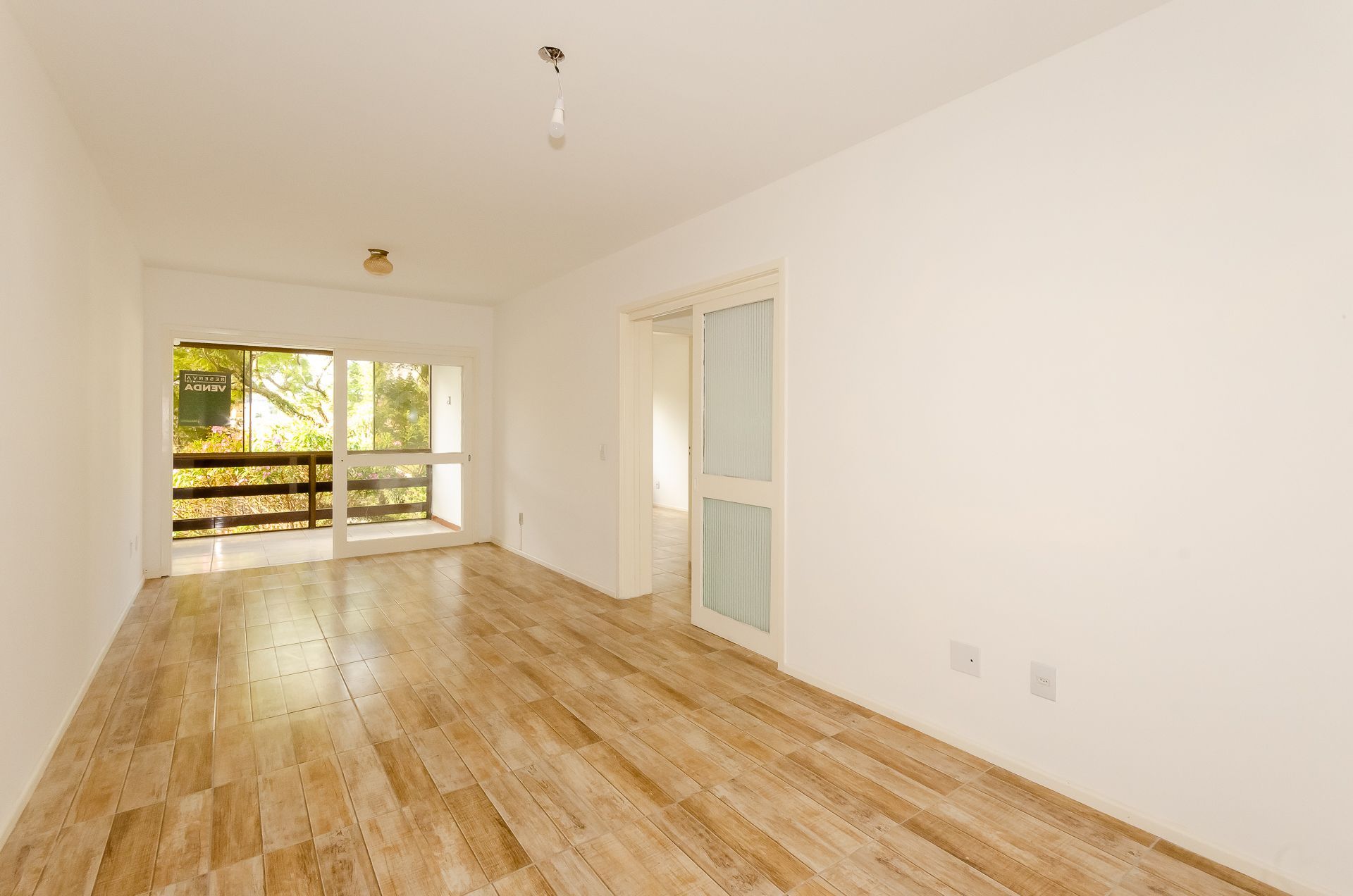 Maison Des Fleurs Apartamento de 2 dormitórios no Bairro Jardim do Salso