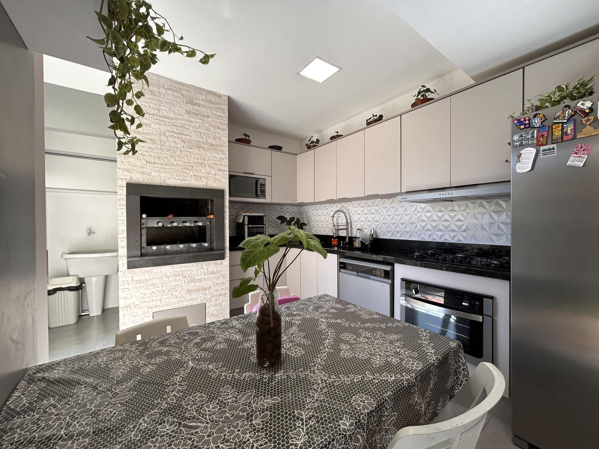 Sobrado à venda - Bairro Harmonia / Canoas - RS