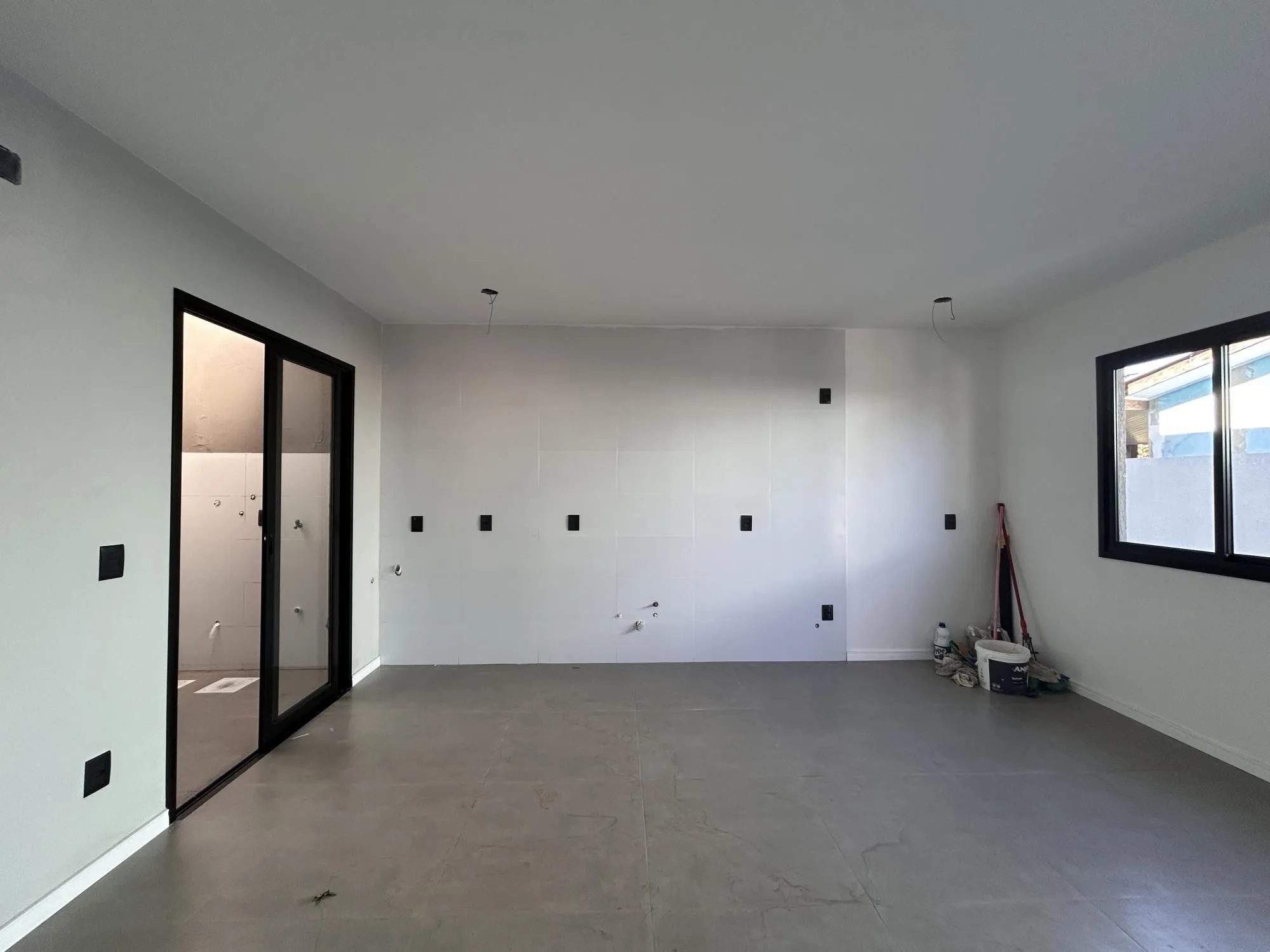 Casa 2 Dormitórios com Suíte | Garagem para 2 Carros | Ótima Localização em Canoas