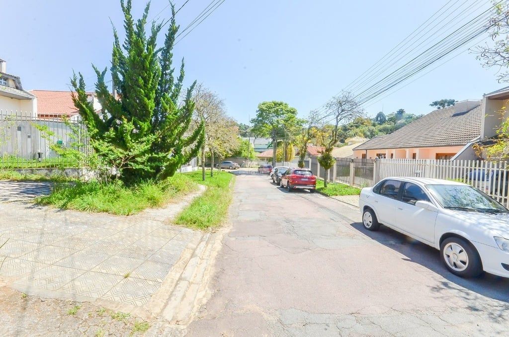 Casa à venda com 3 quartos, 253m² - Foto 3