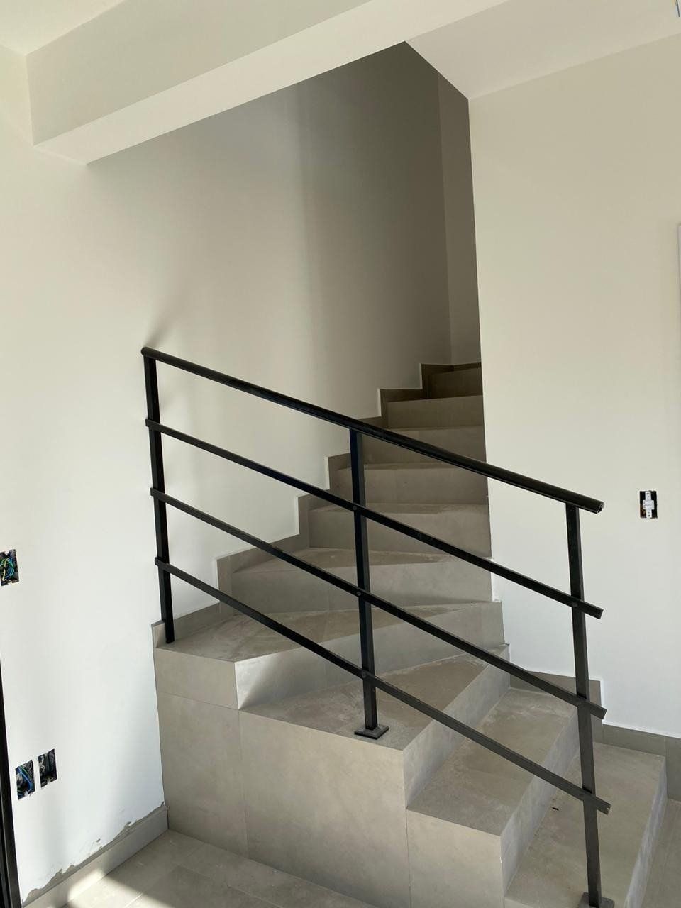 Casa à venda com 2 quartos, 84m² - Foto 4