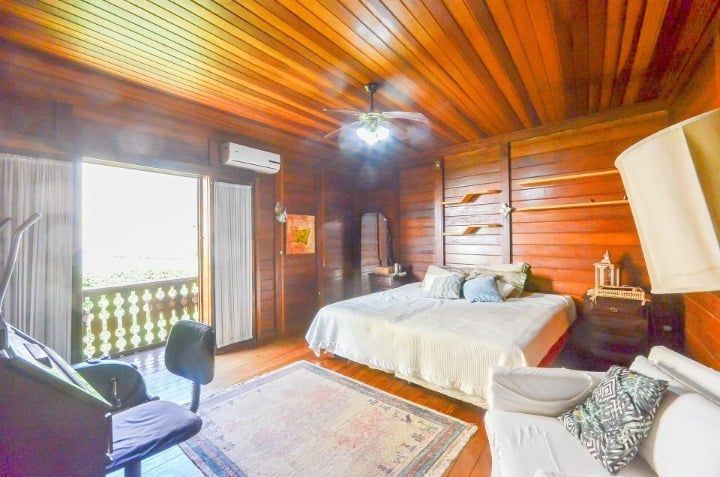 Casa à venda com 3 quartos, 253m² - Foto 6