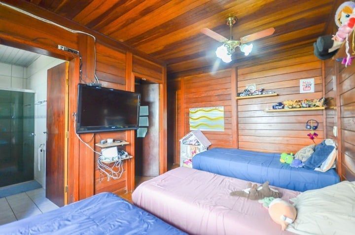Casa à venda com 3 quartos, 253m² - Foto 11