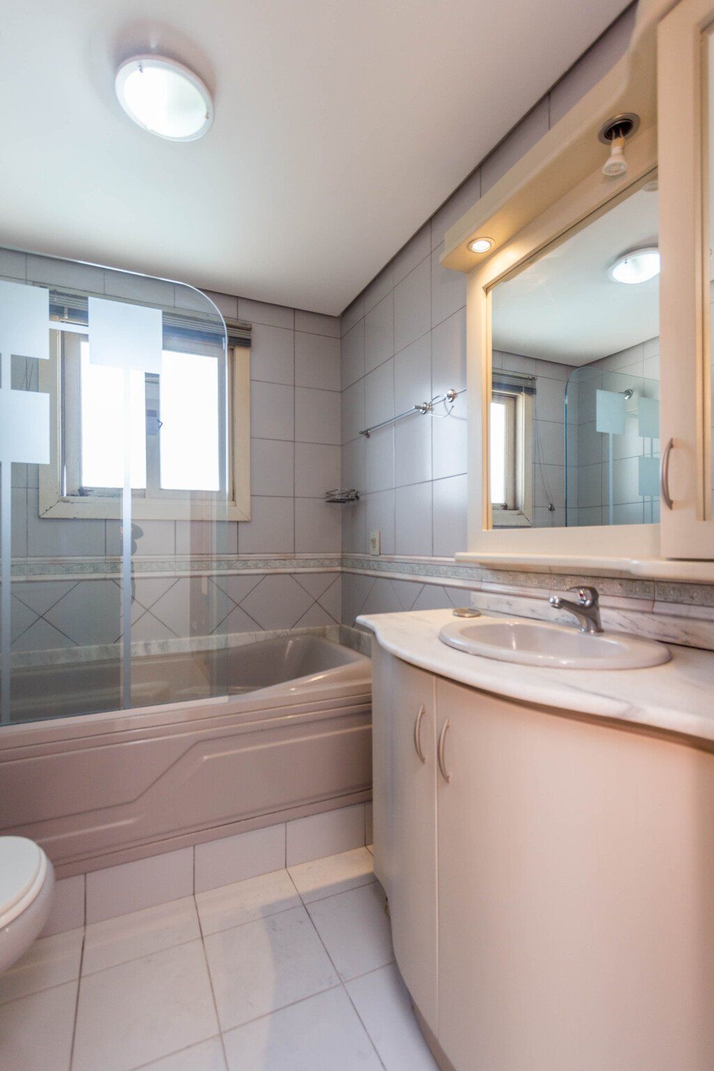 Apartamento à venda com 3 quartos, 123m² - Foto 28