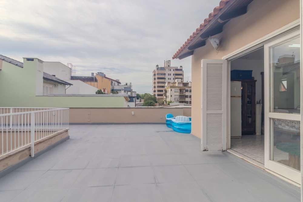 Casa à venda com 3 quartos, 378m² - Foto 8