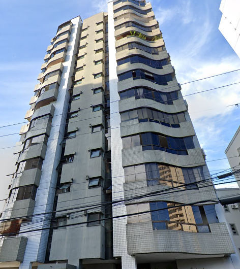 Apartamento à venda com 3 quartos, 123m² - Foto 2