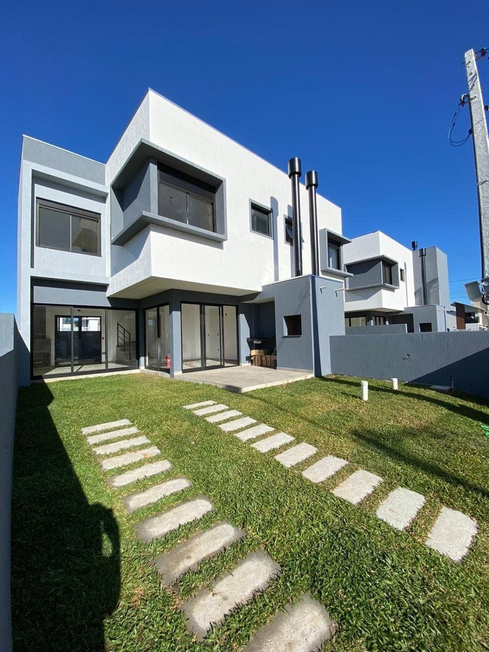 Casa à venda com 2 quartos, 84m² - Foto 1