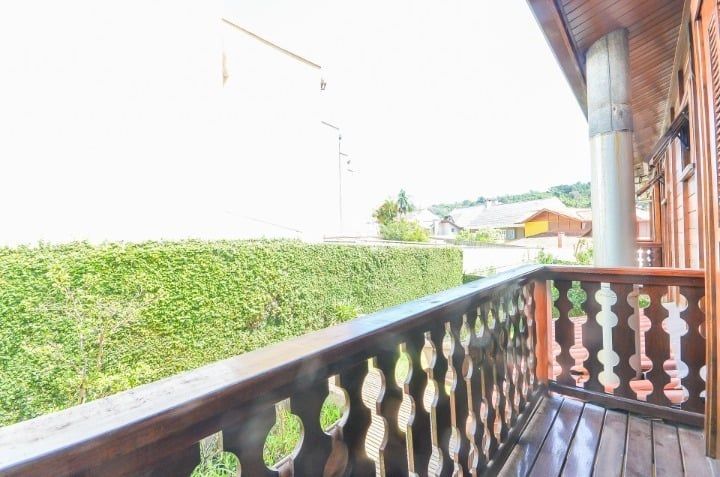 Casa à venda com 3 quartos, 253m² - Foto 9