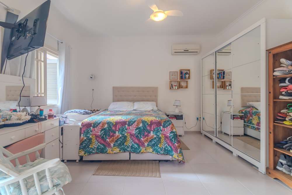 Casa à venda com 3 quartos, 378m² - Foto 27