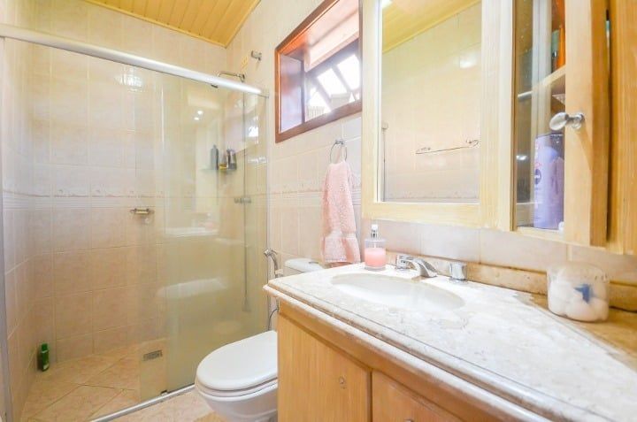 Casa à venda com 3 quartos, 253m² - Foto 5
