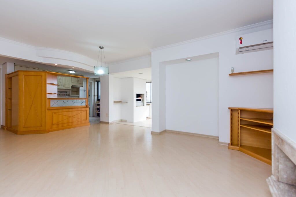 Apartamento à venda com 3 quartos, 123m² - Foto 3