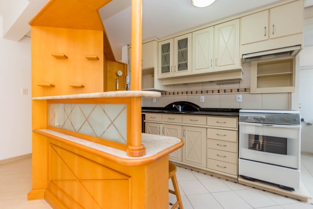Apartamento à venda com 3 quartos, 123m² - Foto 12