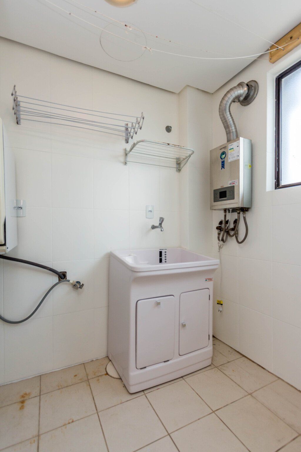 Apartamento à venda com 3 quartos, 123m² - Foto 29
