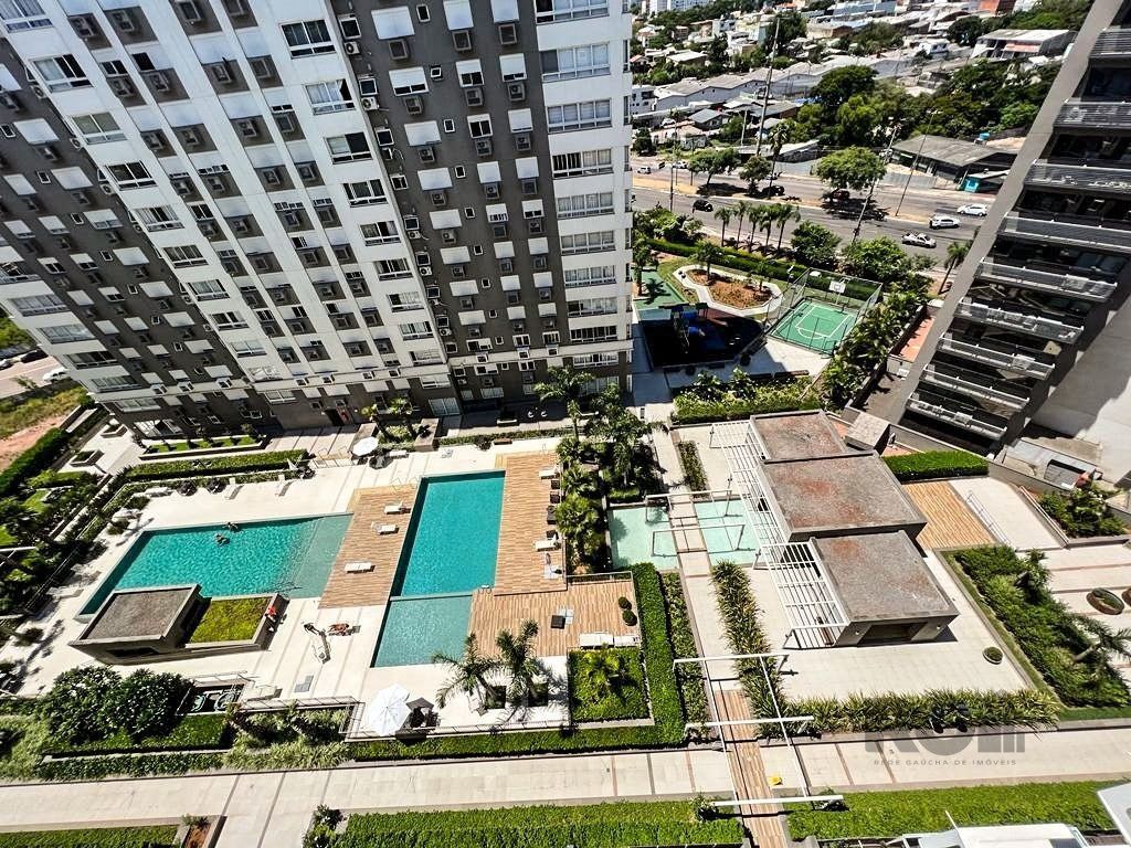 Apartamento à venda com 2 quartos, 61m² - Foto 1
