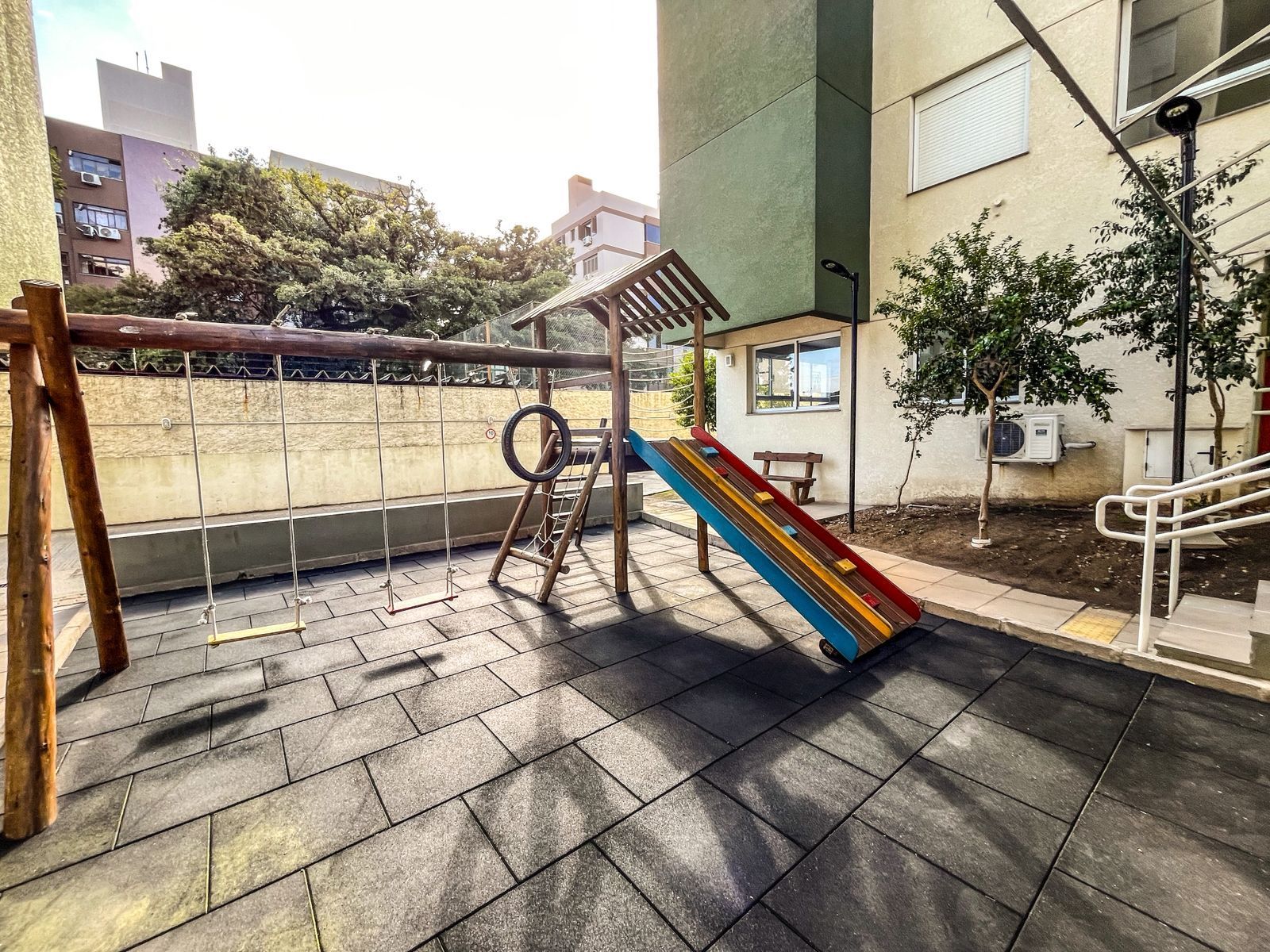 Apartamento à venda com 2 quartos, 65m² - Foto 16