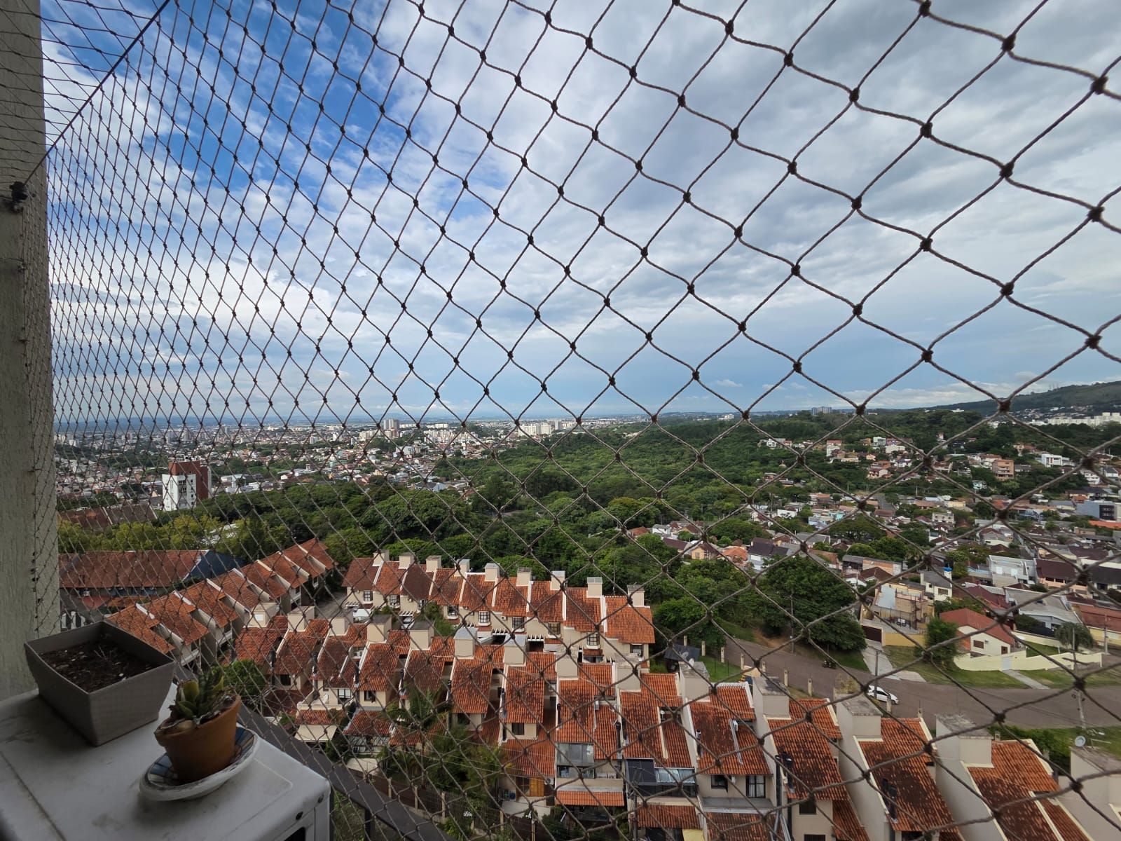 LINDO APARTAMENTO NO CONDOMINIO VISTA ALEGRE NO JARDIM SABARÁ — foto 3