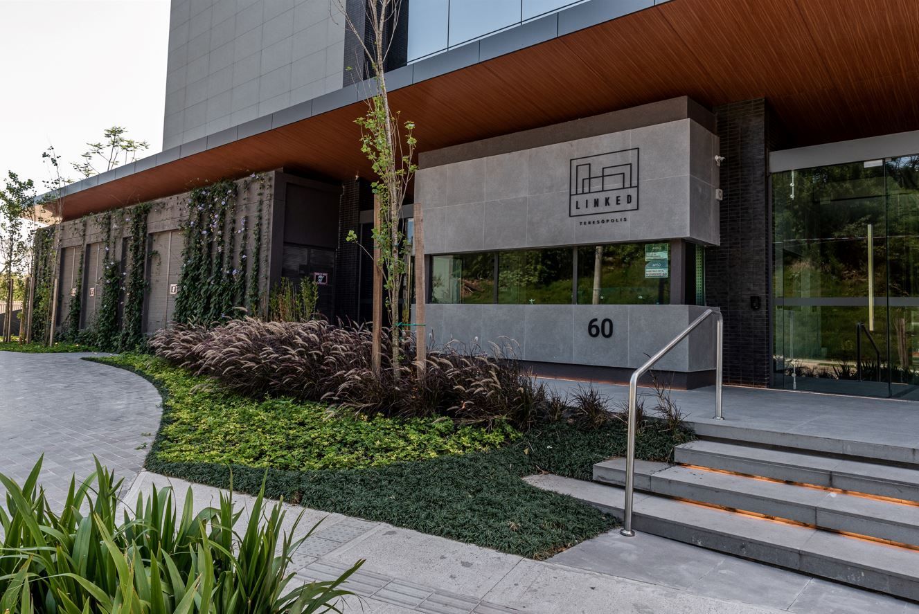 Sala comercial nova no Linked Teresópolis, junto ao Bourbon