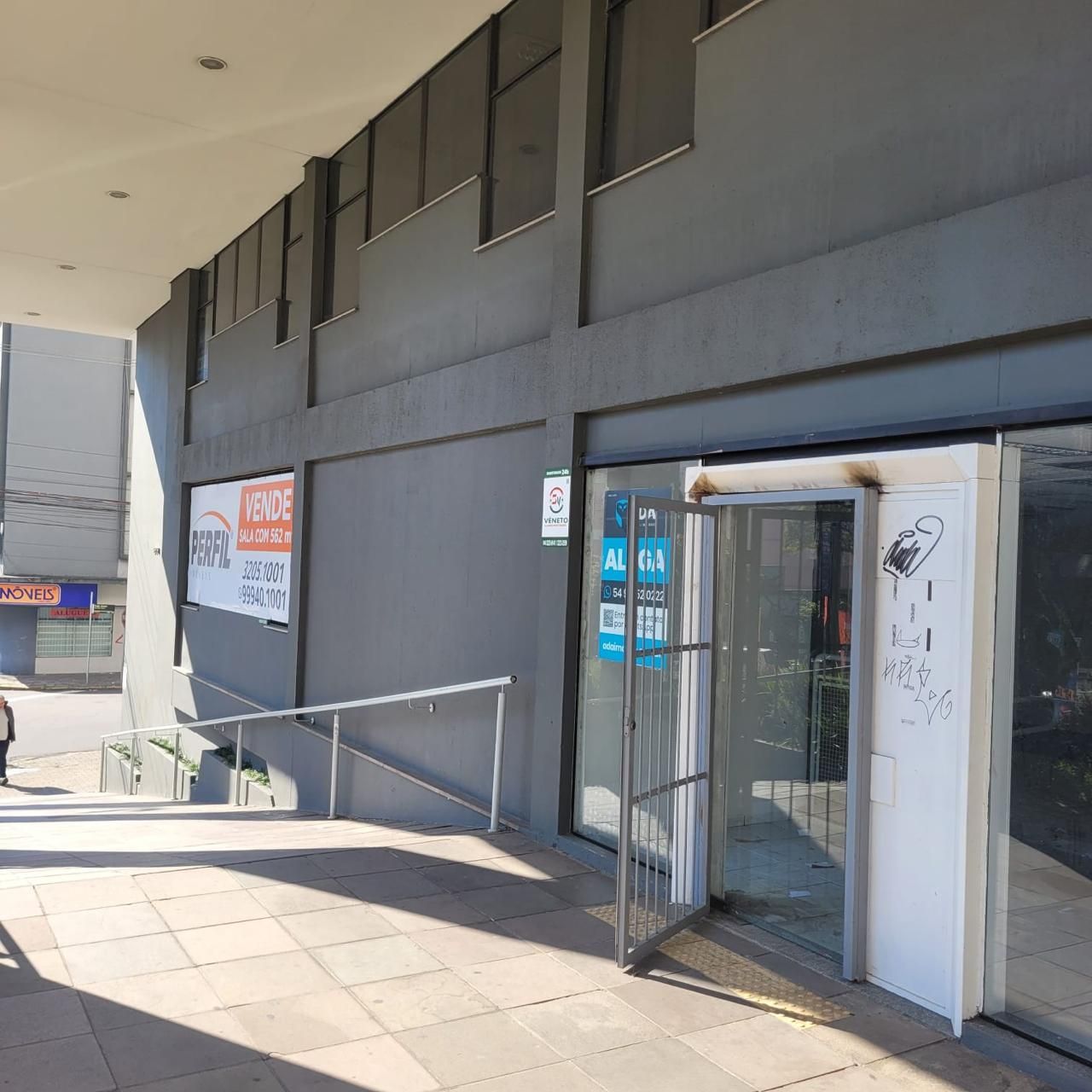 Loja, à venda, 562 m², Nossa Senhora de Lourdes - Caxias do Sul — foto 2