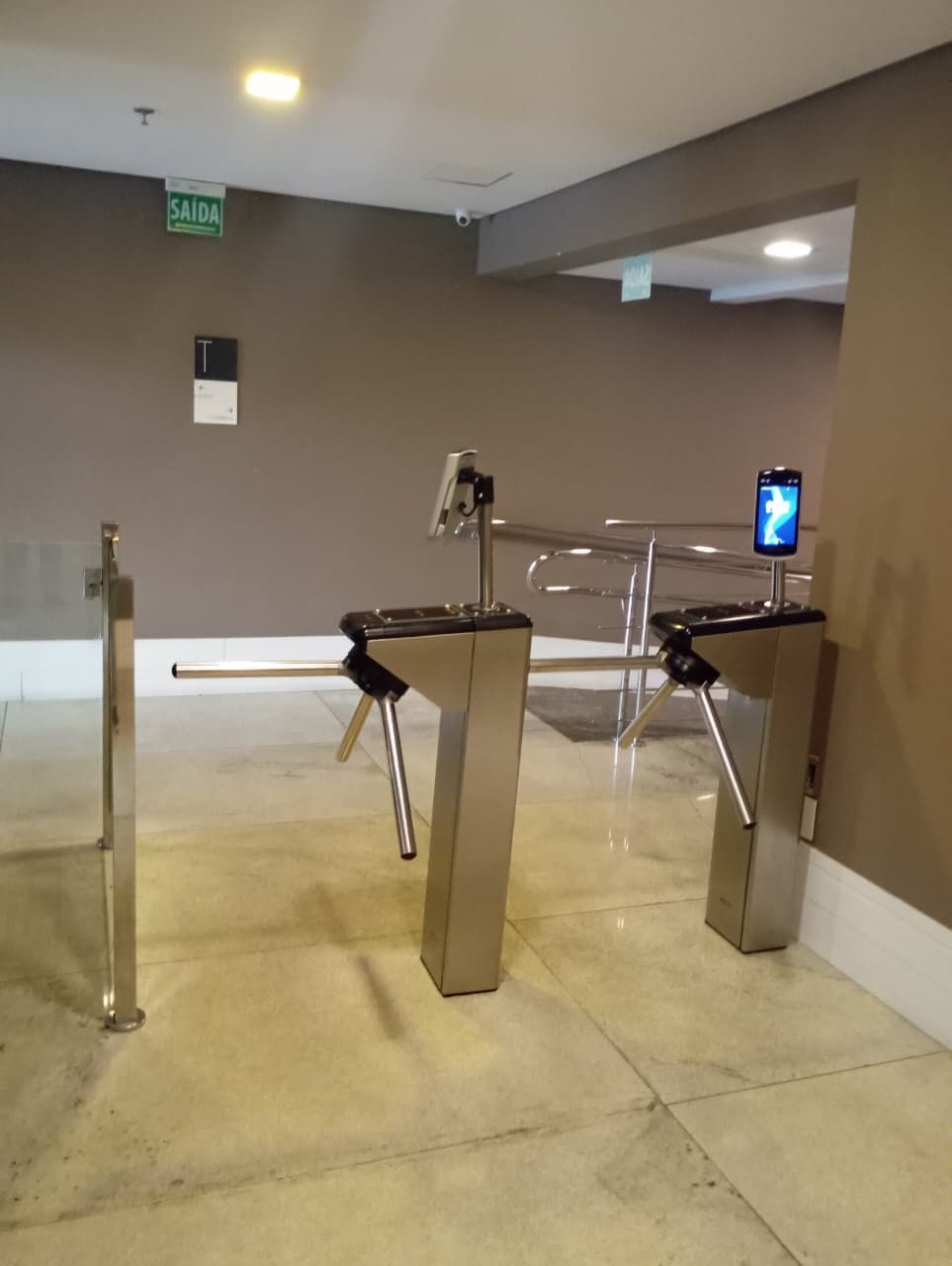Conjunto Comercial-Sala à venda com 1 quarto, 24m² - Foto 11