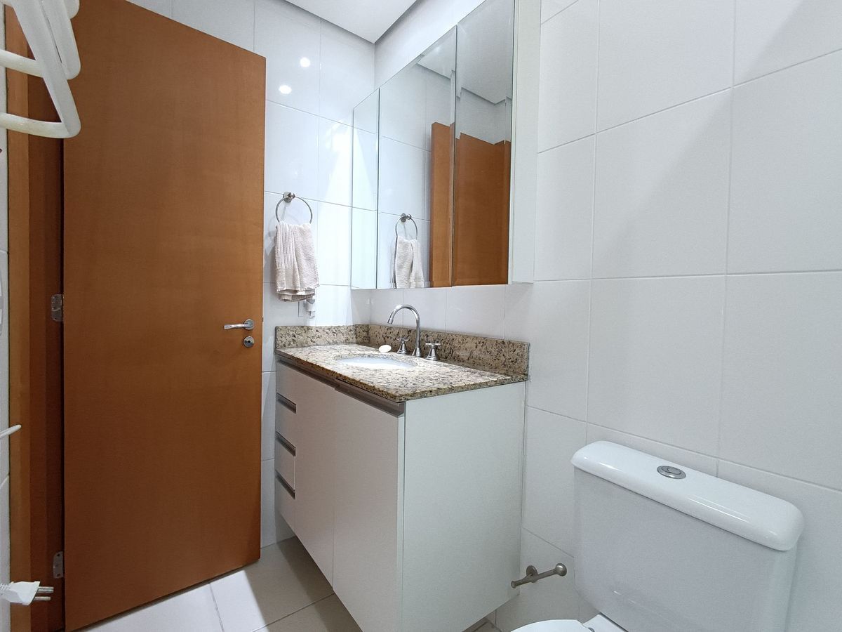 Apartamento para alugar com 1 quarto, 57m² - Foto 16