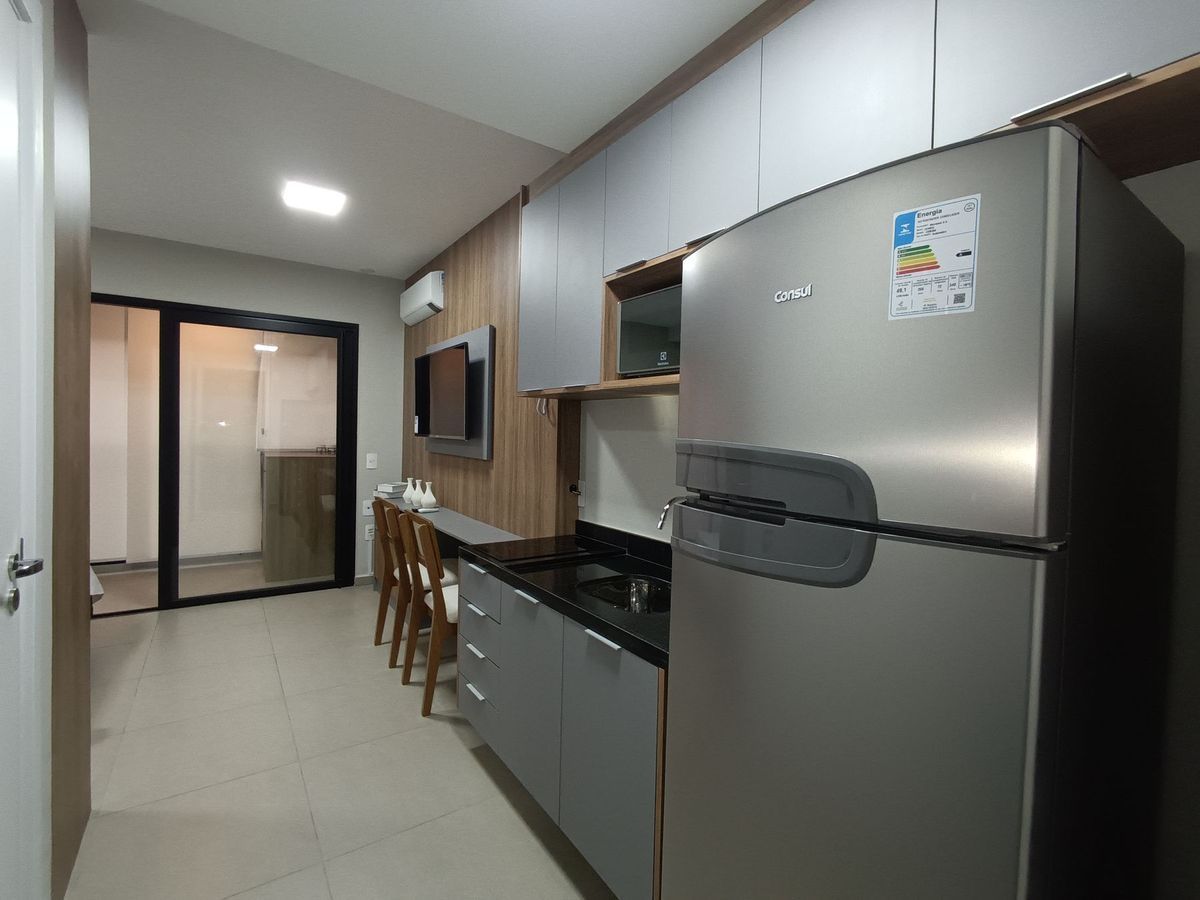 Apartamento, 1 quarto, 27 m² - Foto 2