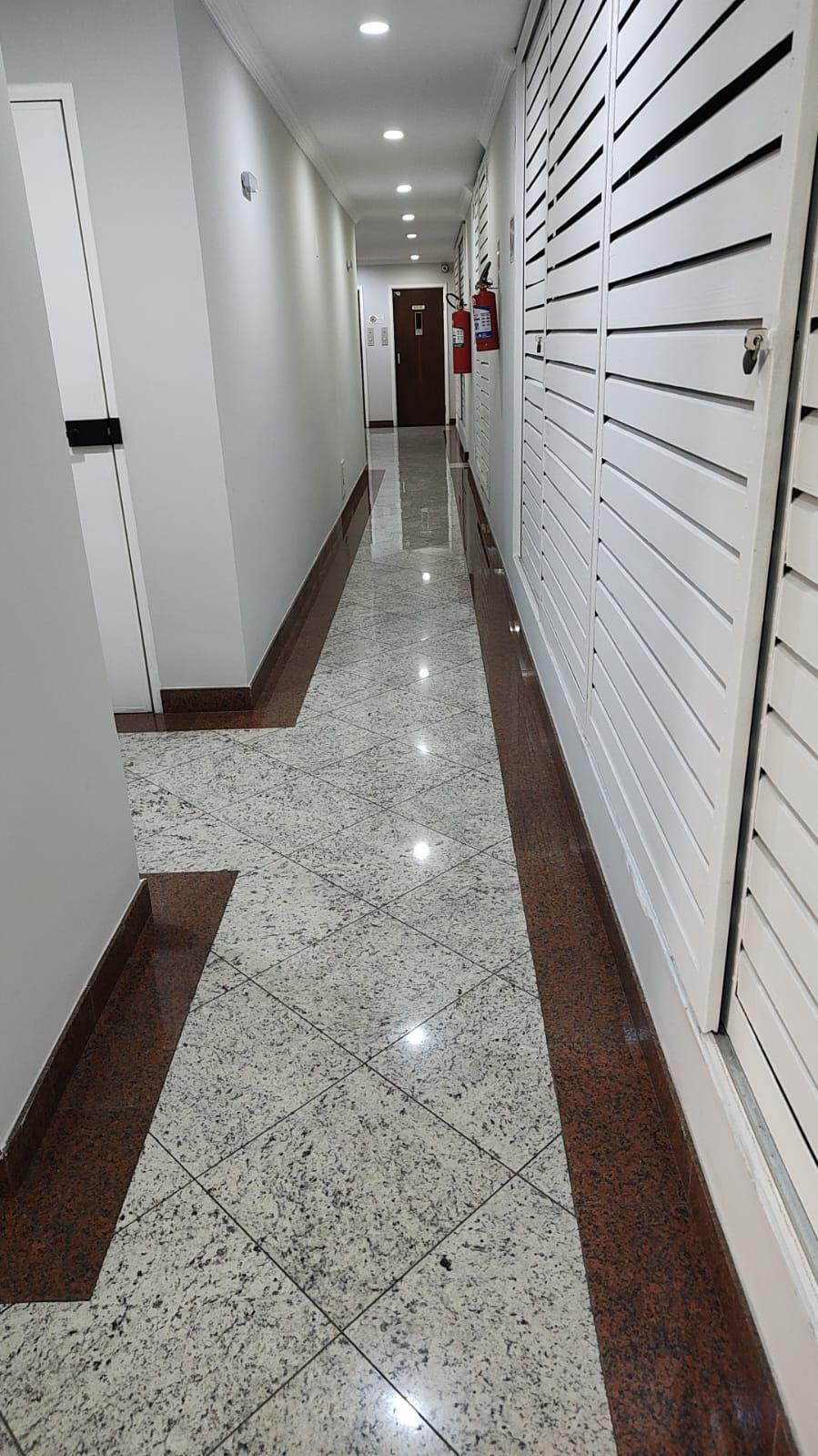 Apartamento para alugar com 1 quarto, 60m² - Foto 8