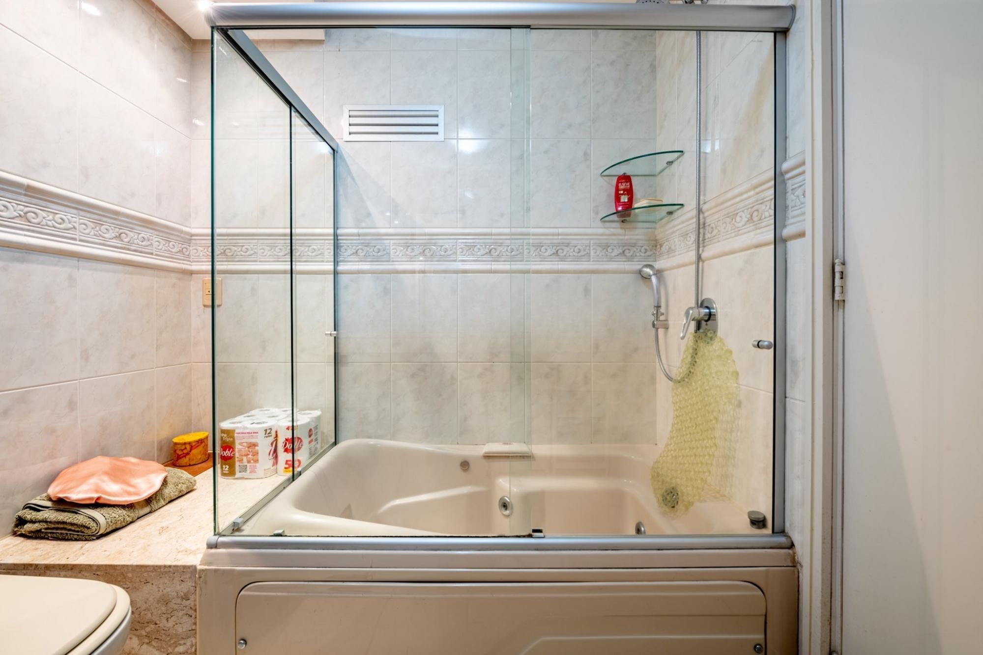 Apartamento, 3 quartos, 216 m² - Foto 13