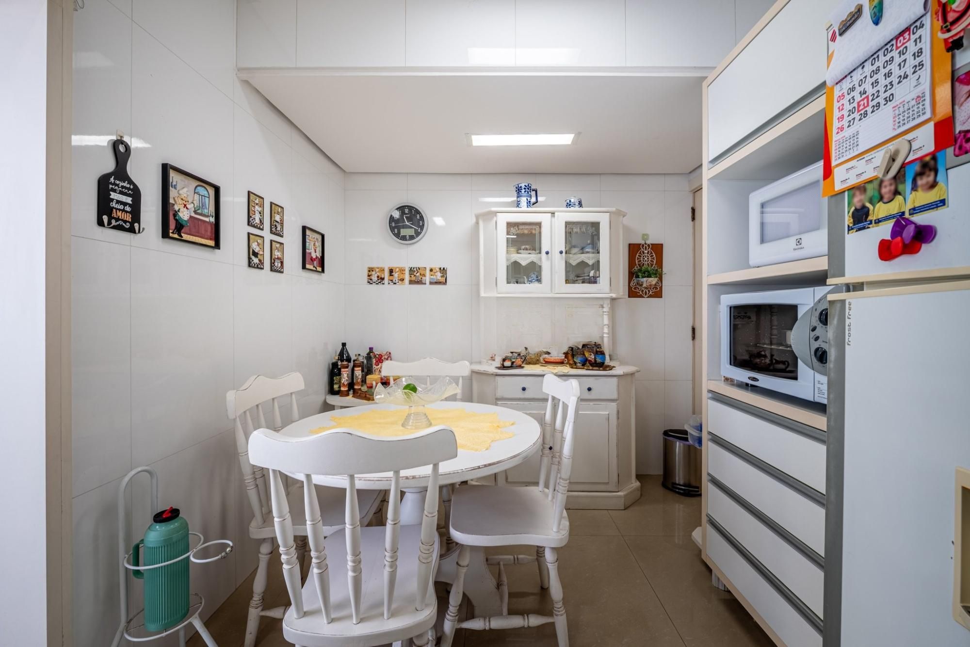 Apartamento, 3 quartos, 216 m² - Foto 9