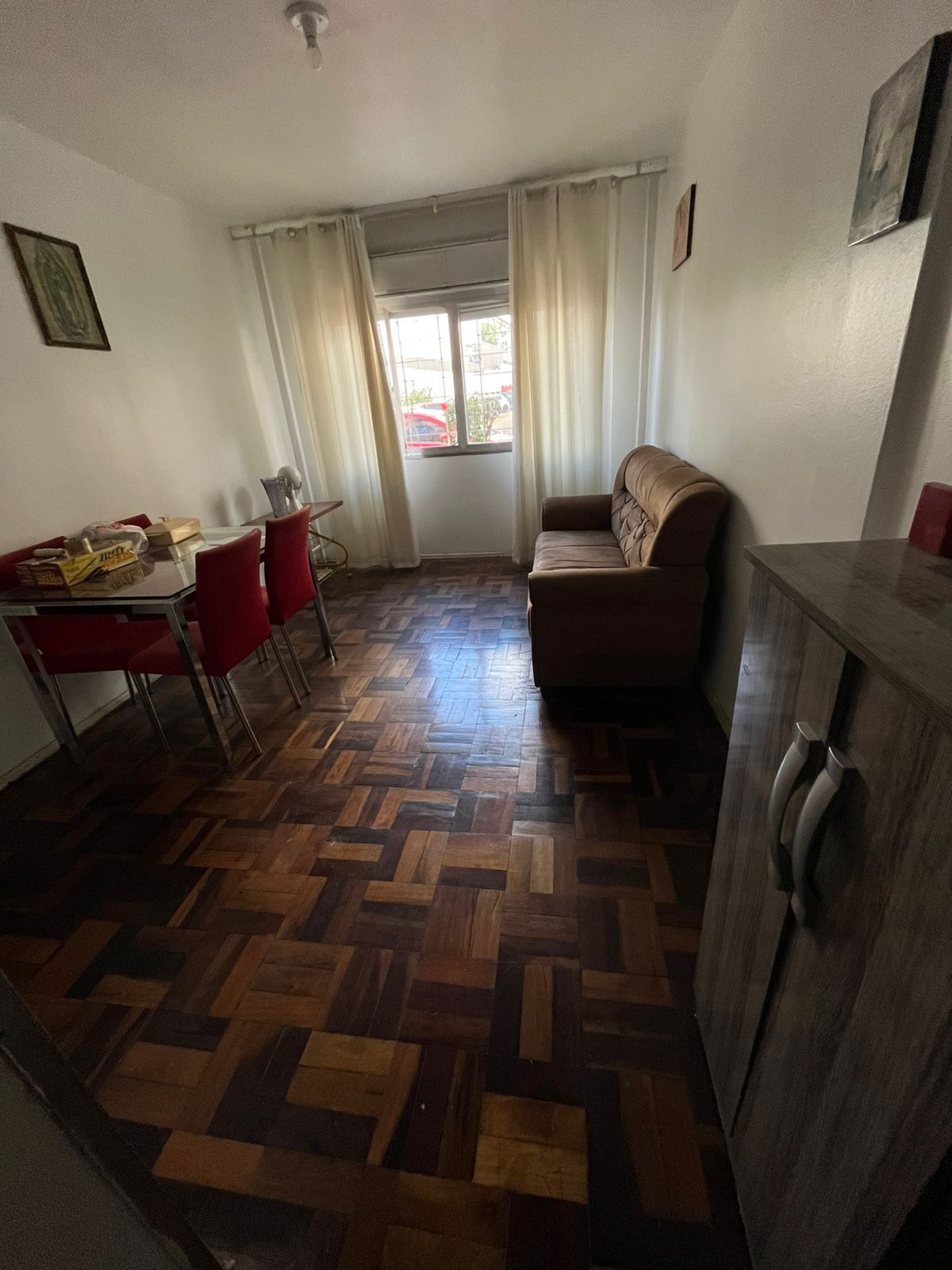 Apartamento, 2 dormitórios no bairro Passo da Areia em Porto Alegre para Comprar