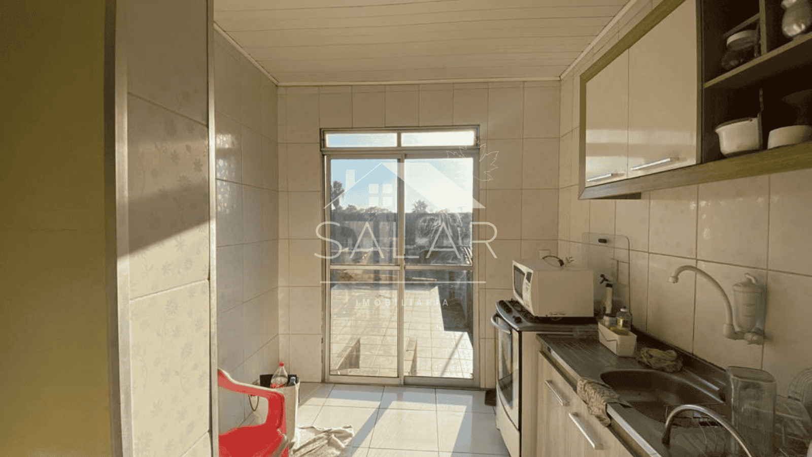 Apartamento com 65m², 3 dormitórios no bairro Passo da Areia em Porto Alegre para Comprar