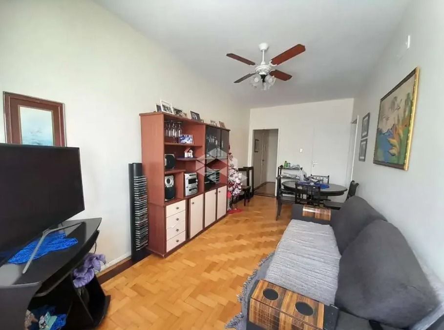 Apartamento com 58m², 1 dormitório no bairro Navegantes em Porto Alegre para Comprar