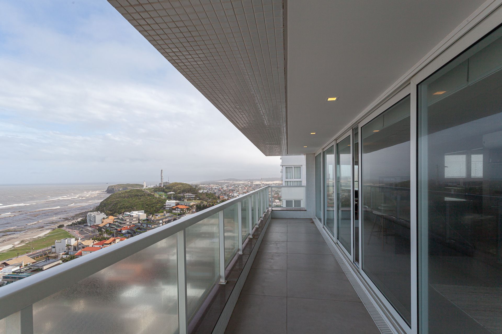 Apartamento 296m² no Infinity Ocean - Vista Mar na Prainha em Torres