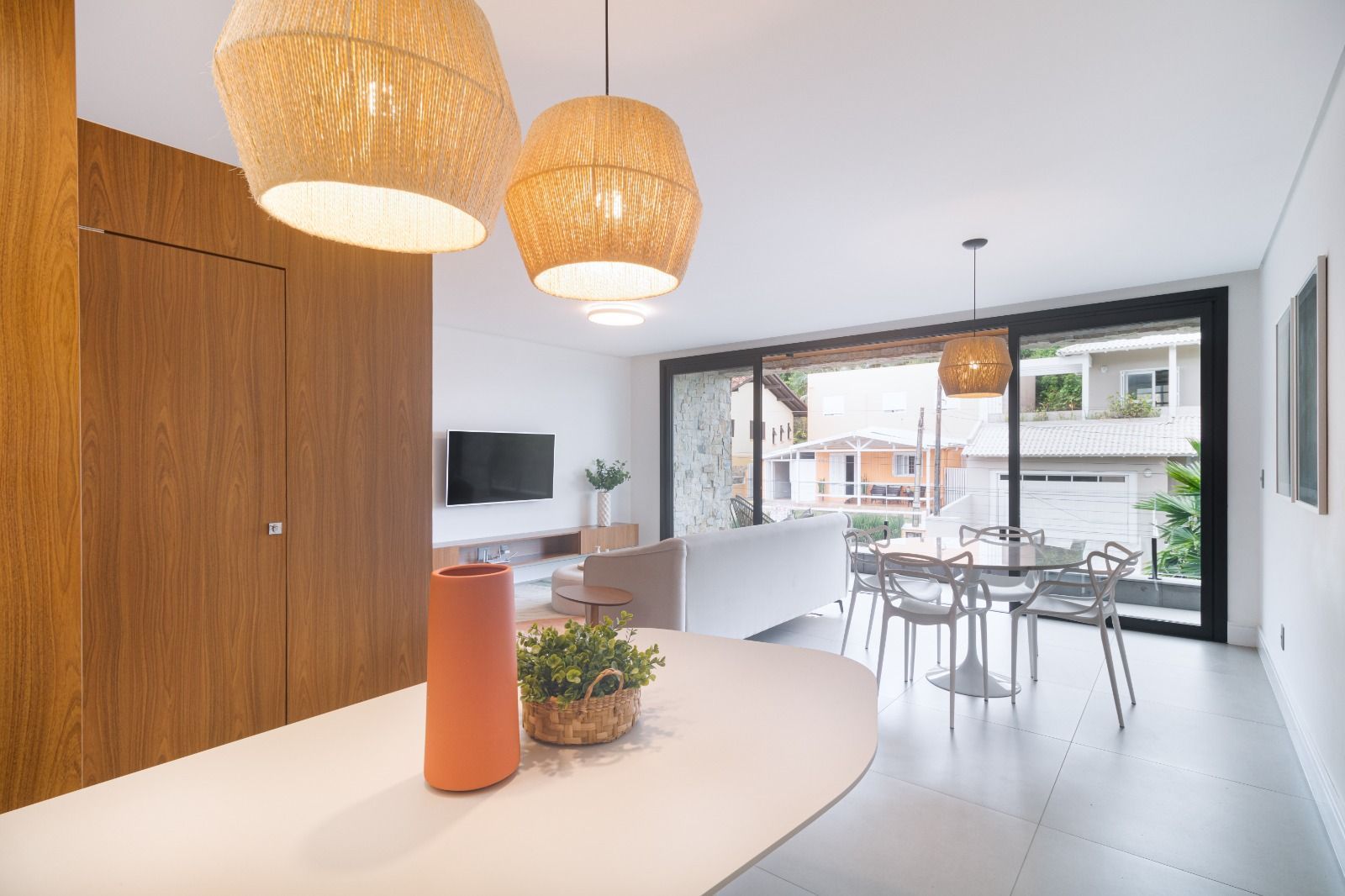 Apartamento 115m² Mobiliado e Decorado no Ed. Nature | 2 Dormitórios, Praia da Cal - Torres/RS