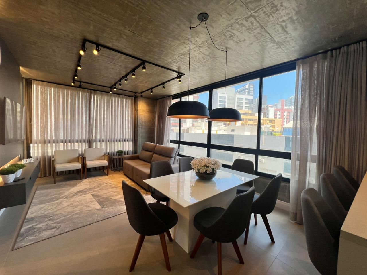 Apartamento 501 no Edifício Magma — R. Borges de Medeiros, Torres/RS | Alto Padrão, Concreto Aparente