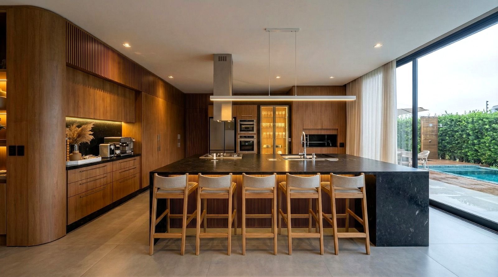 Casa de 519m² com 4 Suítes Mobiliada e Decorada no Ilhas Park em Torres