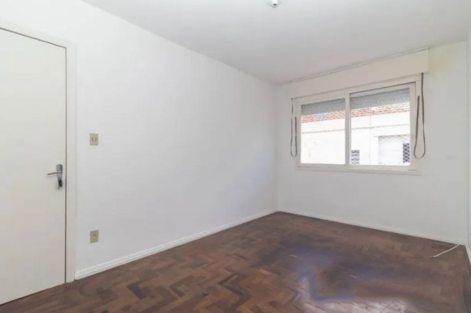 Apartamento 02 dormitórios bairro São José