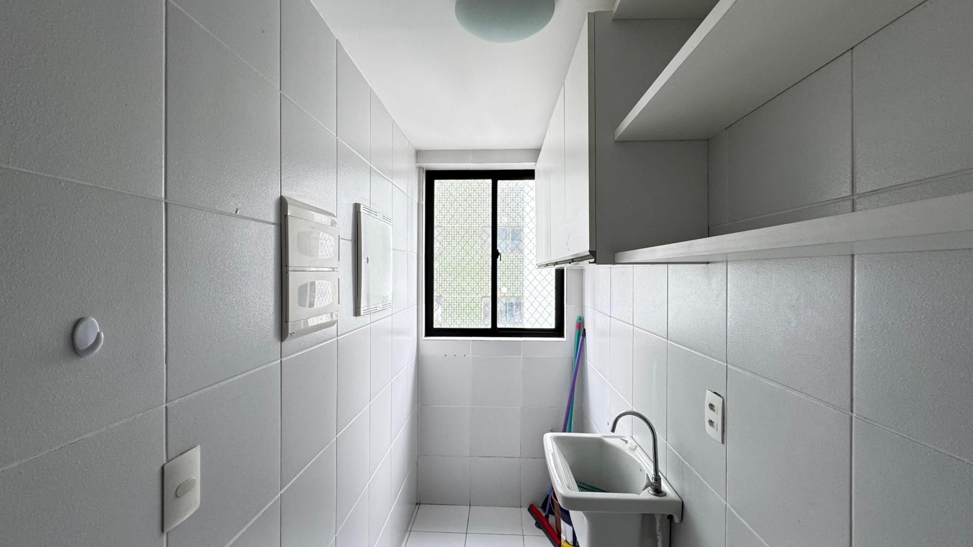Apartamento para alugar com 2 quartos, 53m² - Foto 11