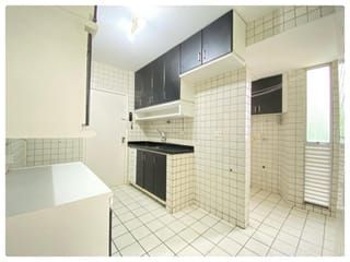 Apartamento à venda com 3 quartos, 140m² - Foto 3