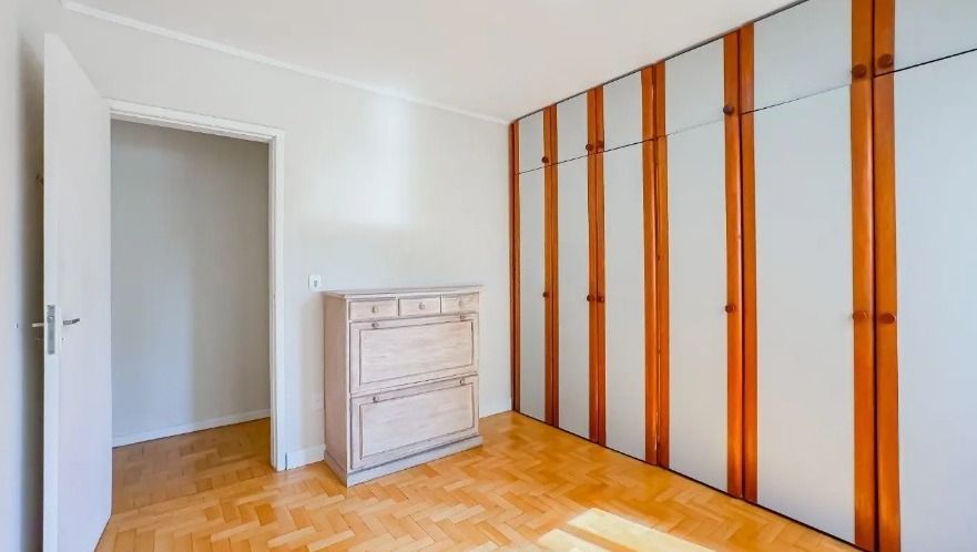 Apartamento à venda com 2 quartos, 75m² - Foto 17