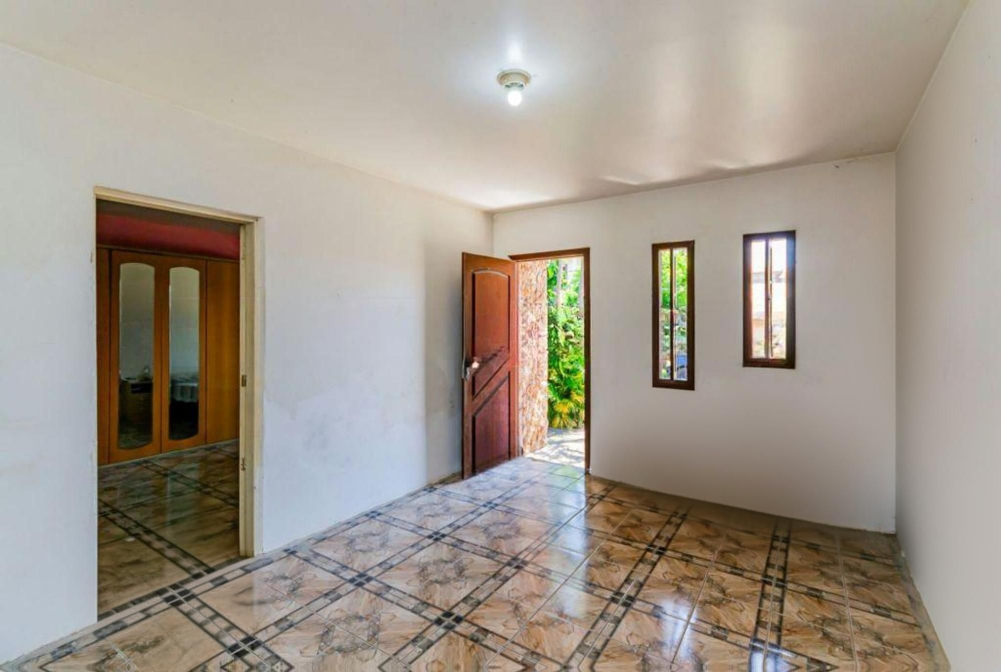 Casa à venda com 3 quartos, 103m² - Foto 2