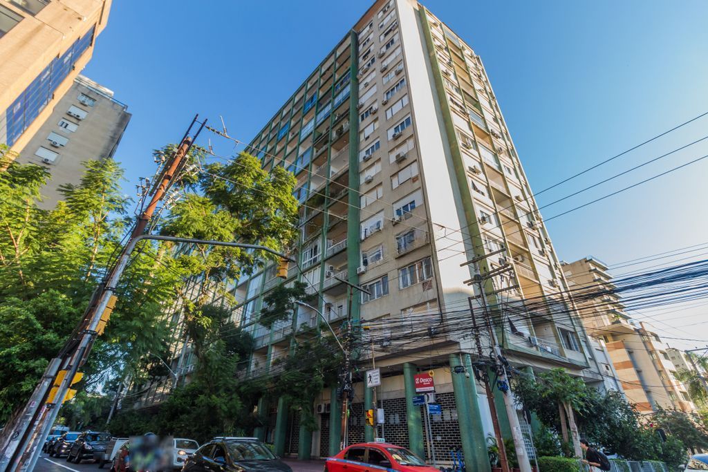 Apartamento à venda com 158m², 3 quartos, 1 suíte no bairro Independência em Porto Alegre