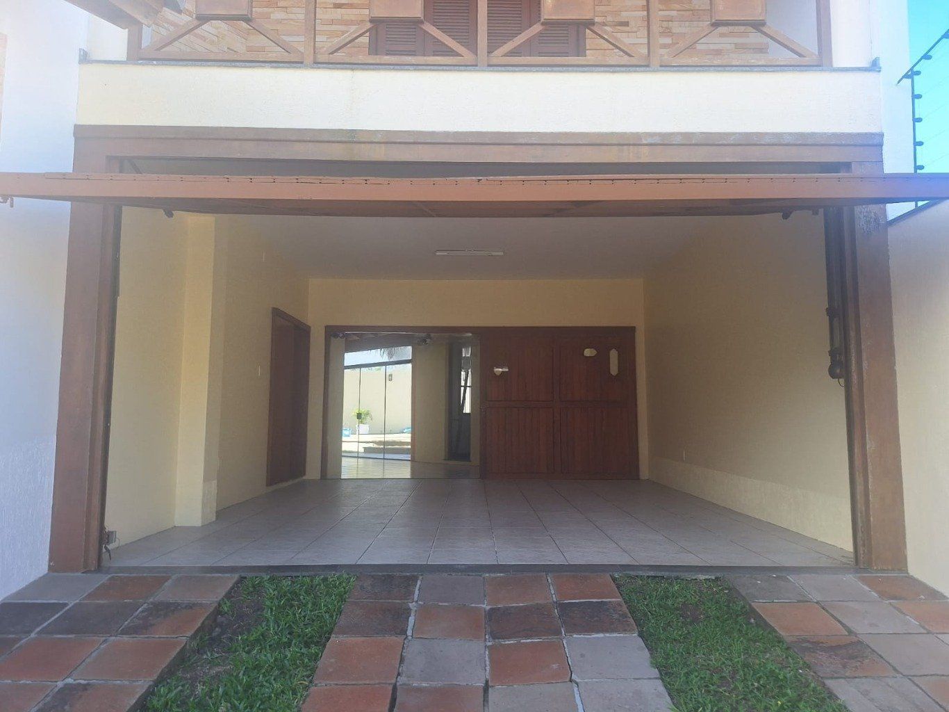 Casa, 5 quartos, 324 m² - Foto 2