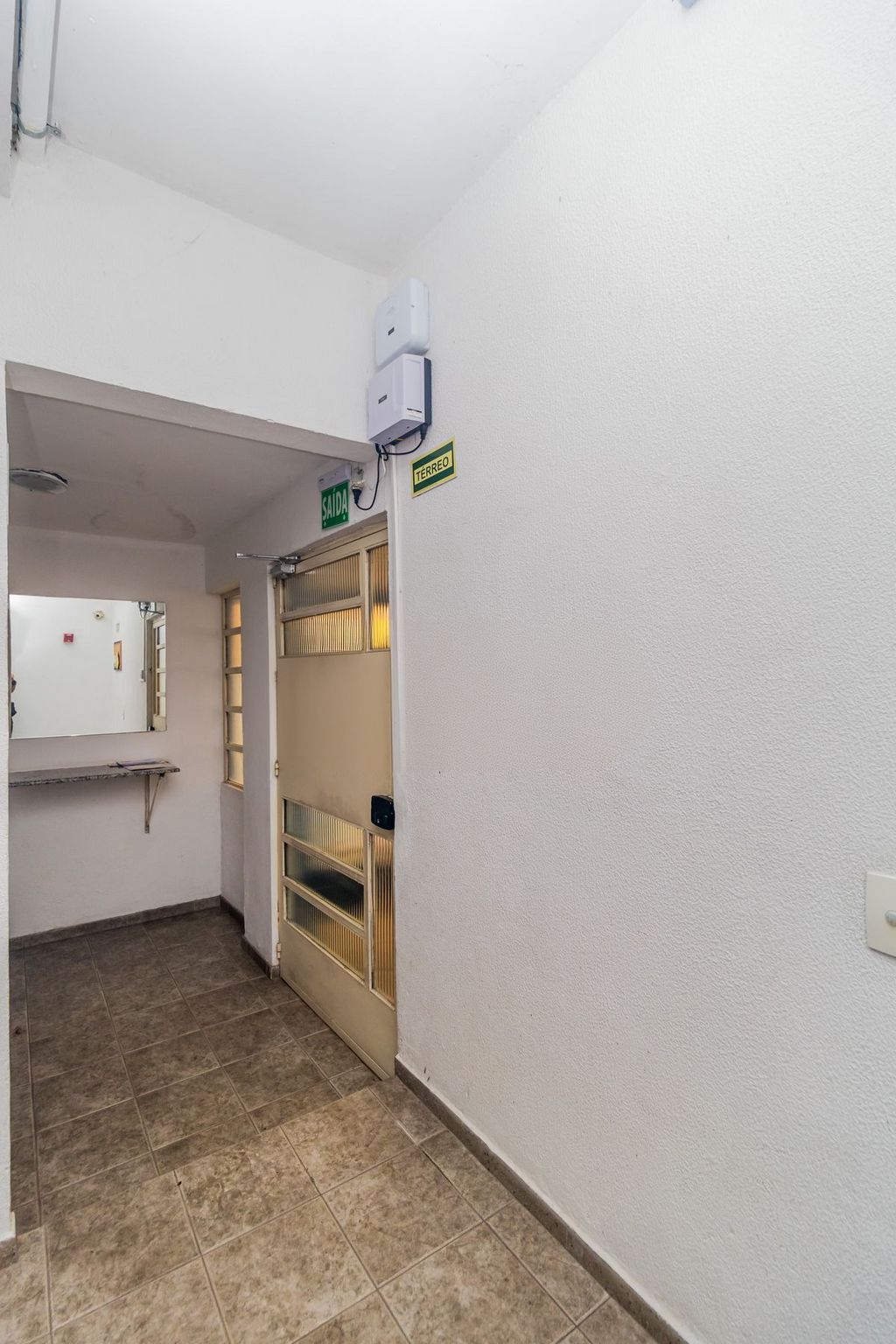 Apartamento à venda com 1 quarto, 90m² - Foto 29
