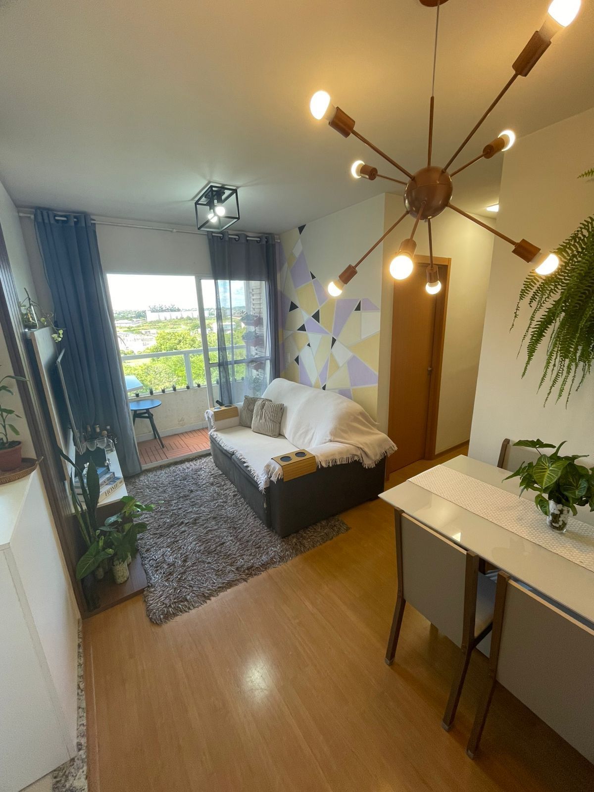 Apartamento com Sacada Linda Vista com 1 vaga de garagem Santa Fé Porto Alegre