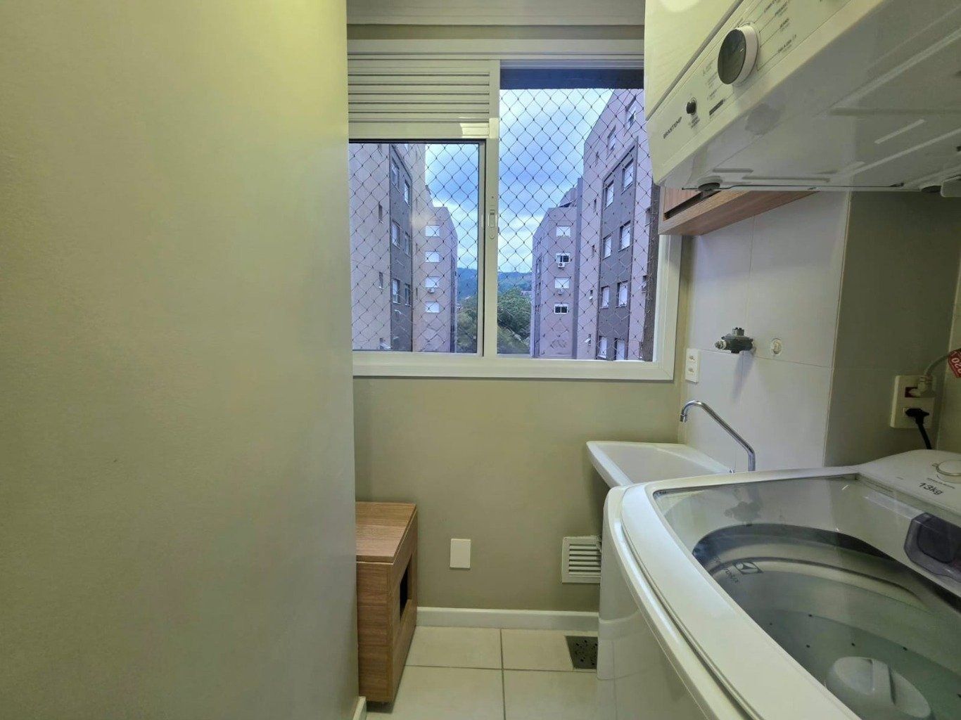Apartamento de 3 quartos no bairro jardim carvalho. Porto Alegre